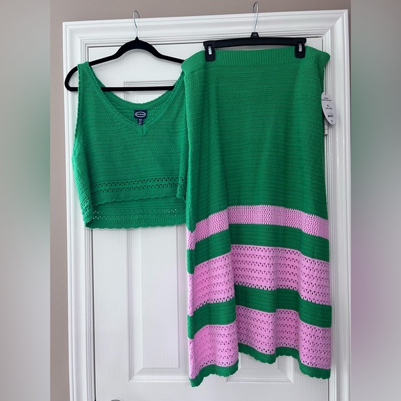 NWT- Scoop 2 Piece Knit Set - Picture 1 of 9